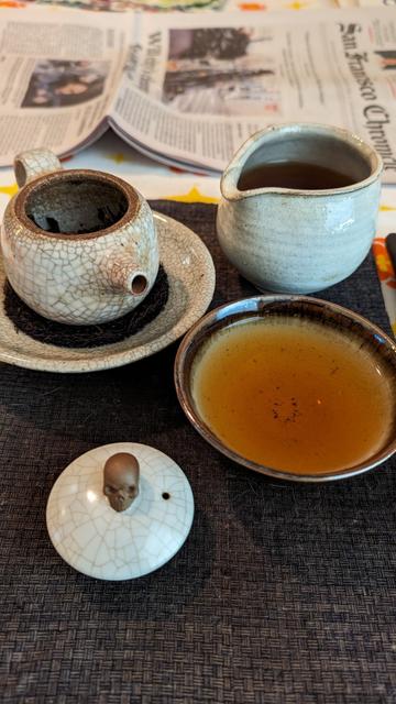 Red tea in a bowl.