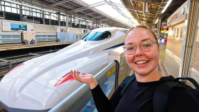Catching the Shinkansen Bullet Train from Tokyo to Osaka, Japan 🇯🇵