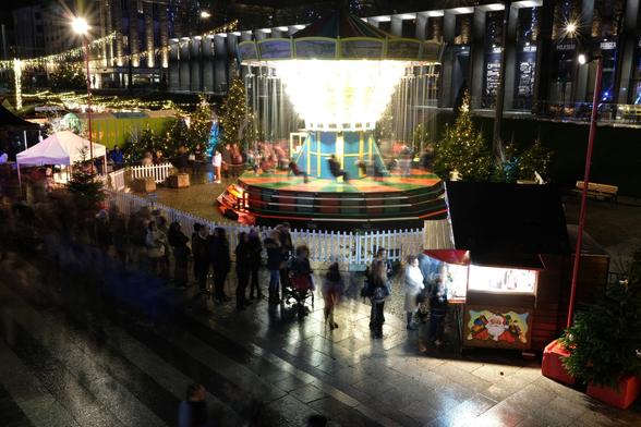 Un autre manege qui tourne probablement moins