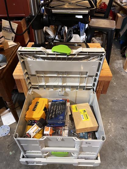 Open storage container