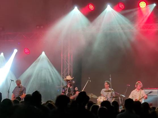 The magnificant Custard in full flight on the Grande stage at Woodford.