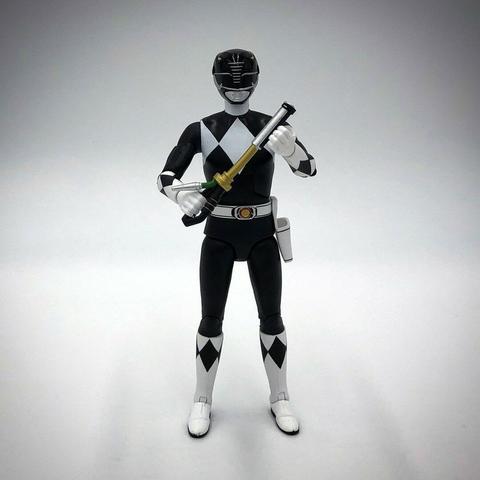Super7 ULTIMATES! Black Ranger posed with the extinguisher weapon used in battle against Saliguana