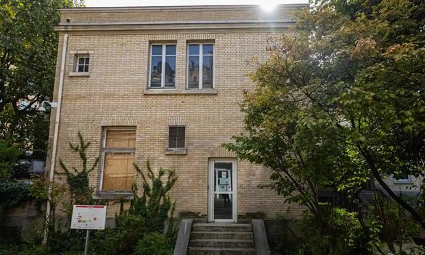 Photo of the Pavillon des Sources, part of the former laboratory of Marie Curie. Photograph: Christophe Petit-Tesson/EPA-EFE