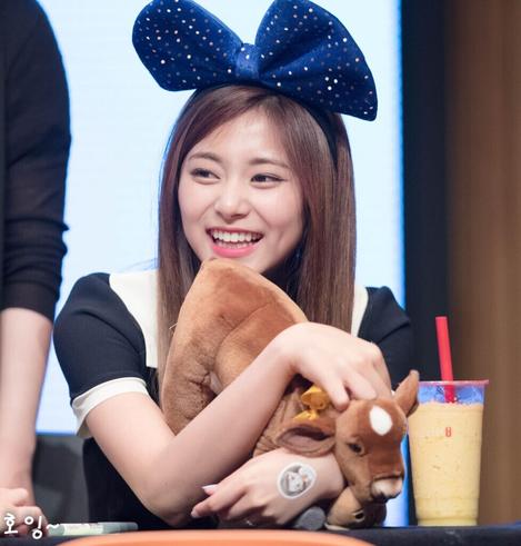 Cute Tzuyu