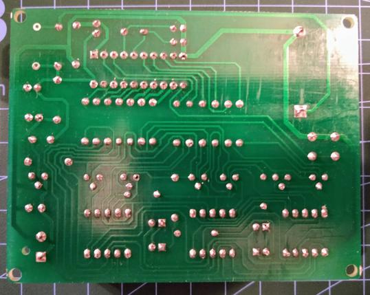 SH-E 879 kit: Solder side of the finished build.