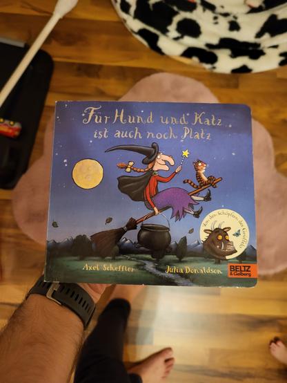 Das Cover des Buches "Für Hund und Katz ist auch noch Platz" von Julia Donaldson