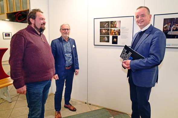 Vlnr: Wolfgang Grebenhof (BJV), Andreas Schmidt (Geschäftsführer Brücken-Center Ansbach), Thomas Deffner (Oberbürgermeister Stadt Ansbach)