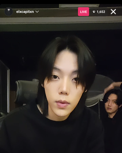 Looking right at you 👁️