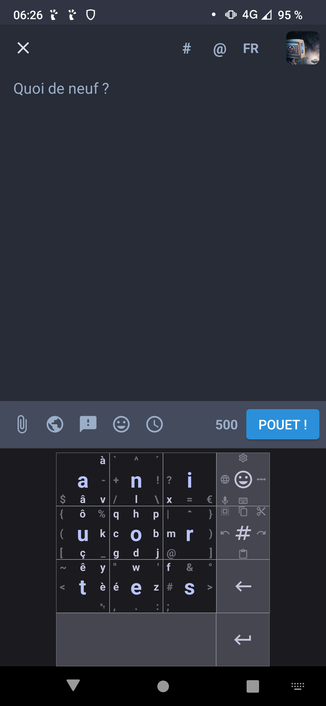Clavier Thumb-Key sous mon client mastodon à l'écriture de ce post. C'est un clavier 3x3 cases (plus cases espace et fonctions).