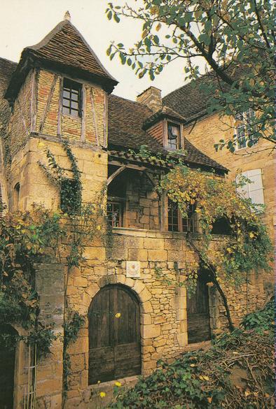 Maison en pierres dorées à Sarlat-la-Canéda, Dordogne, France, photo prise en 1992