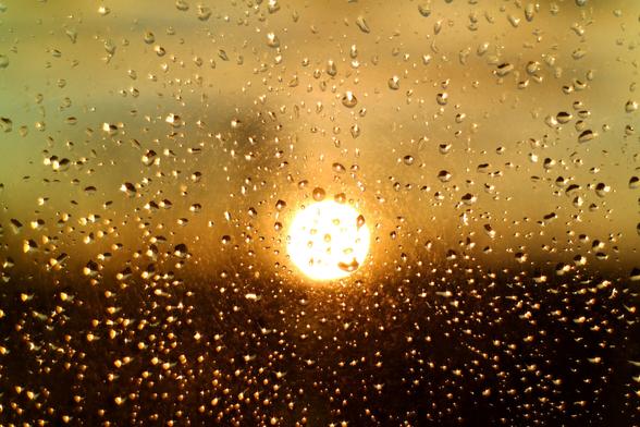 Sunset shot through the window covered in raindrops. Lens used was also the Konica Hexanon AR 50mm f/1.7, but this time at a fast aperture and shutter speed and focused on the raindrops. There's a lot of aberrations in it, from "onion rings" to "coma" at the edges. Moody atmosphere.