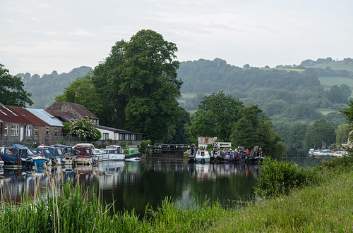A photo titled "Saltford (left) and Kelston Mills (right)", taken near Lock 4, Saltford Lock by velodenz on Flickr.