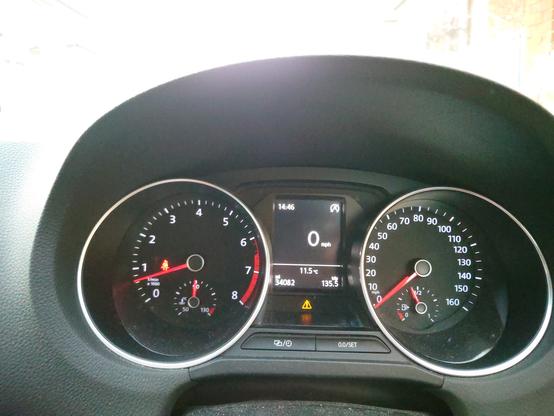 VW Polo 6C dashboard showing (!) warning due to gearbox fault