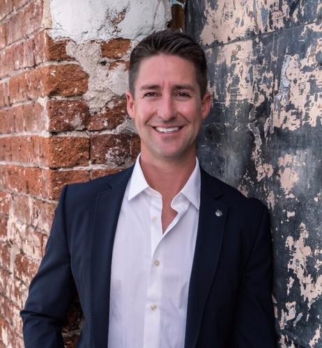 Matthew Fenicle - Phoenix Gay Realtor