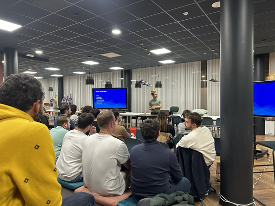 Quintin presenting slides on SwiftUI