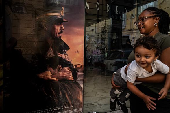 <a href="https://www.umbertolucarelli.it/" rel="noreferrer nofollow">www.umbertolucarelli.it/</a>