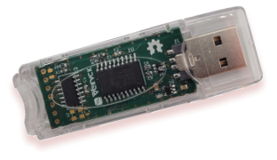 Photo d'un dongle USB fait maison. Objet d'un jeu pour travailler les techniques de debug. A vous de trouver les informations cachées.