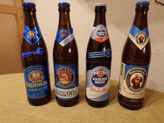 4 bottles of beer Weissbier Erdiger Paulaner Schneider Franziskaner....