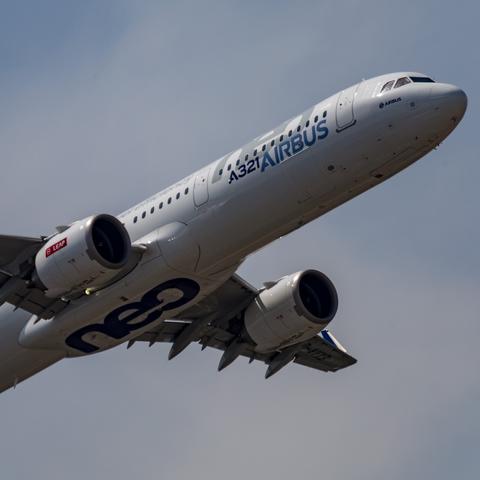 Airbus A321neo display at Paris Airshow 2017 #A320 #A321 #A321neo #Airbus #Aircraft #Airplanes #Avgeek #Aviation #France #Paris #ParisAirshow #PAS17 #Planes #Travel #wemakeitfly