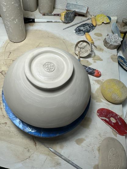 Bowl with foot attached