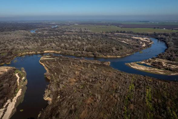 photo - bend in river - Modesto