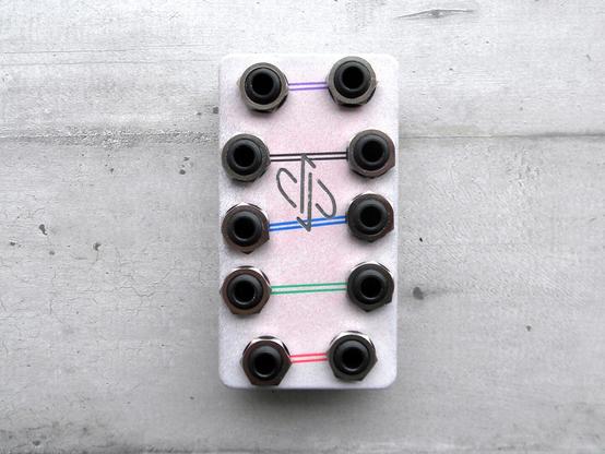 5-way jack patch module for pedalboards