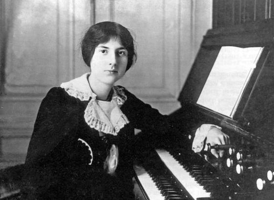La compositrice française Lili Boulanger (1893-1918), à la suite de l’obtention du Grand Prix de Rome, en 1913