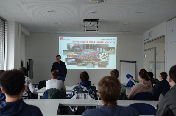 Informational input by Prof. Dr. Bernd Leitl at the Geomatikum