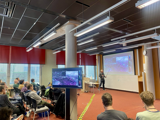 Thorsten Mauritsen presenting results of the Storms & Radiation team.