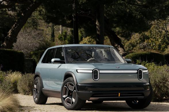 Rivian R3 front