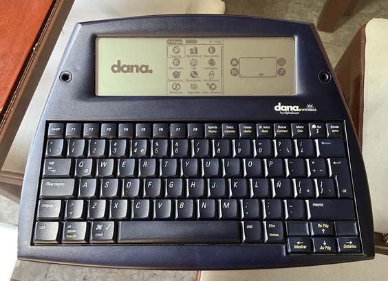 Dana Wireless de AlphaSmart / 2002