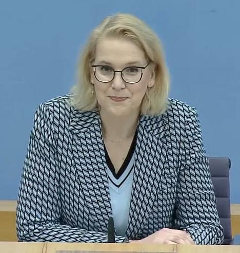 Das Bild zeigt Professorin Kerstin Schlögl-Flierl, Deutscher Ethikrat