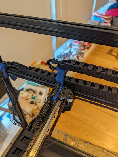 Drag chain termination