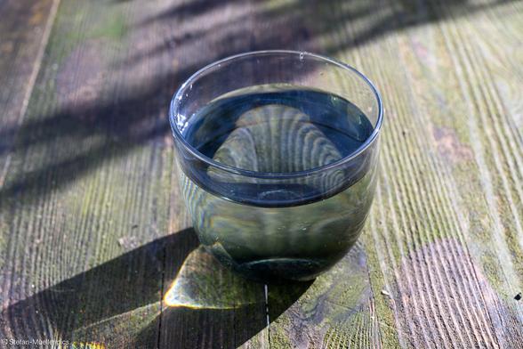 1 Glas Wasser.