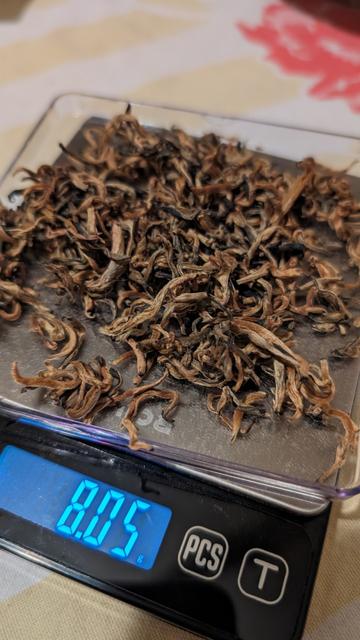 Dry red tea leaves.
