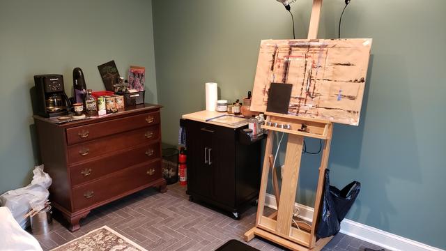 New art studio all new floor and painted walls. Well organized and ready to start working.
