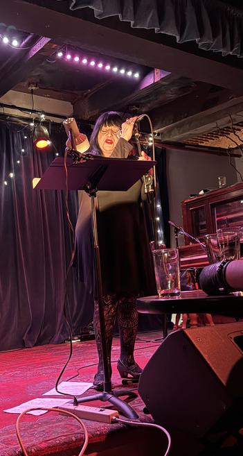 lydia lunch performing spoken word poetry