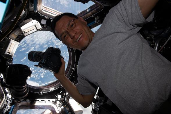 Iss069e030674.jpg