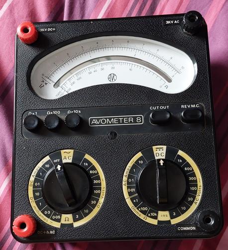 Analogue multimeter, AVO model 8