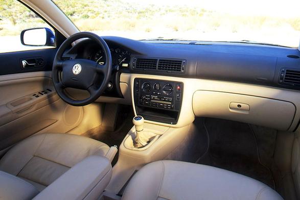 98 Passt interior tan