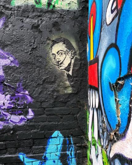 Obra artística en el Jardín Secreto de Ámsterdam