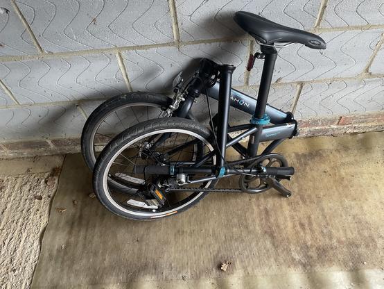 A bike with the right pedal broken off