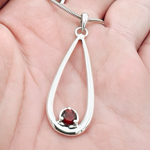 Pretty Garnet teardrop pendant