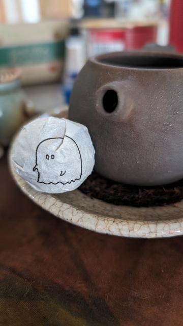 Lil Boo Shou mini wrapper and tea pot.