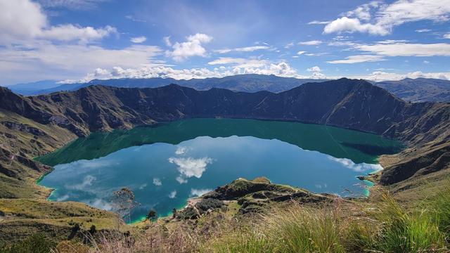 Quilotoa Laguna
