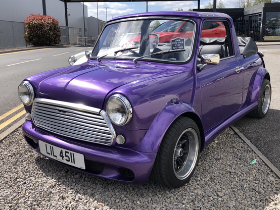 Weird Wednesday: Cop a look at this wonderful #MiniCabrio - miniphernalia.co.uk