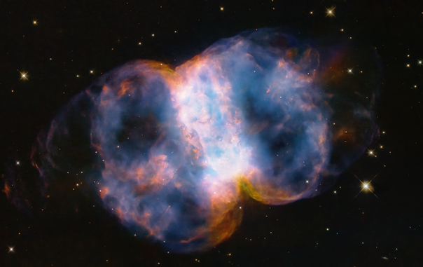 Little_Dumbbell_Nebula_(WFC3_Image)_(2024-013).png
