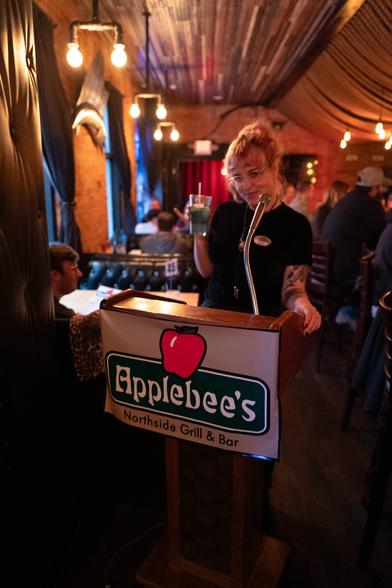Applebee
