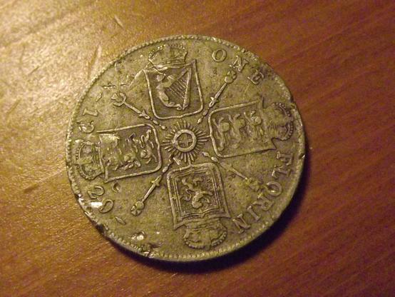 The back of the coin, showing the value (One Florin) and the year (1920).