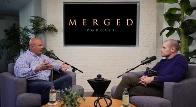 Pilot talk :Ryan Graves interviews pilot Mark Hulsey